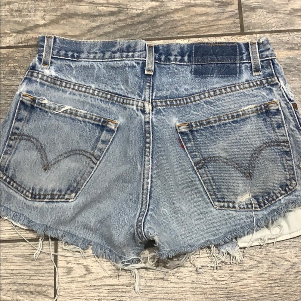 Vintage Levi’s shorts furst of a kind blue distres - Picture 2 of 8